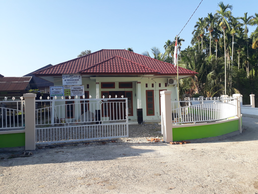 KANTOR KEUCHIK GAMPONG MEUNASAH KULAM